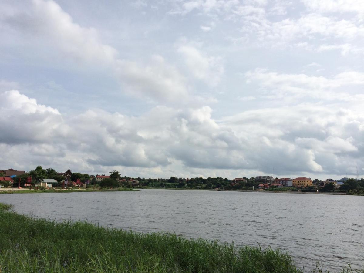 Green Plateau Lodge Banlung Экстерьер фото
